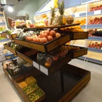 پالت وسط فروشگاه
