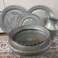 سینی تاس وپارچ و سه عدد سینی امضا دار مسی قدیمی|کلکسیون اشیاء عتیقه|تهران, سبلان (لشگر)|دیوار