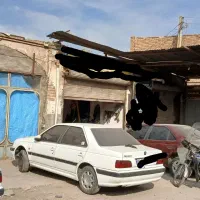 سه عدد مغازه و انبار داخل  گاراژ