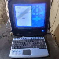 کامپیوتر اینتل قدیمی