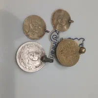 تعدادی سکه قدیمی