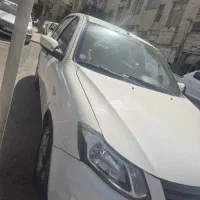 ساینا بدون رنگ