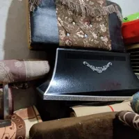 تعدادی وسایل منزل بفروش میرسد