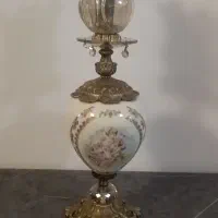 جاشمعی سالنی (شمعدان قاجاری با لاله)