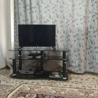 میز تلوزیون شیشه ای