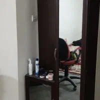 کمد با اینه قدی