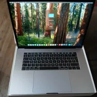 مک بوک پرو ۲۰۱۸ با مشخصات عکس و توضیحات