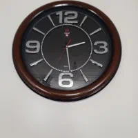 ساعت دیواری