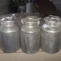 ظرف حمل شیر۲۰لیتری سرداردرحدنو دونه ۱،۵۰۰|ظروف نگهدارنده، پلاستیکی، یک‌بارمصرف|فیروزآباد (فارس), |دیوار