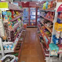 استخدام کارگر در فروشگاه مواد غذایی