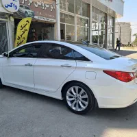 سوناتاYF