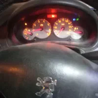 پژو۴۰۵ نقره ای مدل ۸۹ داشبورد مشکی