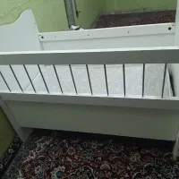 تخت نوزاد سالم سالم با تشک کمد خوب سالم گهواره|تخت و سرویس خواب|اصفهان, خانه اصفهان|دیوار