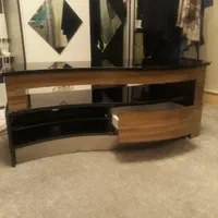 میز تلوزیون