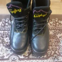 کفش ایمنی نوک اهنی سایز۴۴