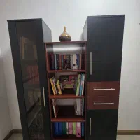 فروش کتابخانه در حد نو (دارای کمد و کشو و ویترین)
