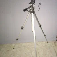 دوربین با سه پایه اصل ژاپن وفیلم آپارات|دوربین عکاسی و فیلم‌برداری|نوشهر, |دیوار