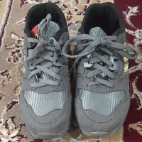 کفش اسپرت پسرانه درحد نو