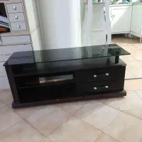 فروش میز تلویزیون تمیز و سالم