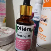 روغن رز هیپ برای لک و جای جوش