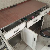 کابینت زمینی سه در و کشو  یک و نیم متری