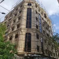 به چند نفر بنا،برشکاروکارگرساده نماکاری نیازمندیم