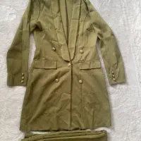 تعدادی لباس مراسم|لباس|پاکدشت, پاکدشت (مامازند)|دیوار