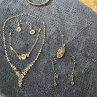 طلا وجواهر بدون اجرت ۳۰گرم