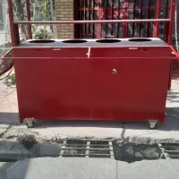 یک عدد دکه فلافلی نو هست