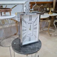 ساعت فلزی چهارگوش