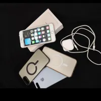 اپل iPhone 8 Plus با حافظهٔ ۲۵۶ گیگابایت|موبایل|پاکدشت, |دیوار