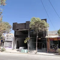 رهن-و-اجاره-مغازه-130-متری-جنت