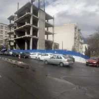 ۵۸۵ متر کلنگی با جواز آماده ۵ طبقه مسکونی