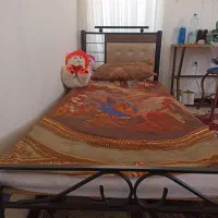 تخت خواب یک نفره کاملا درحد نو