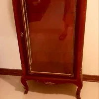 ویترین انتیک