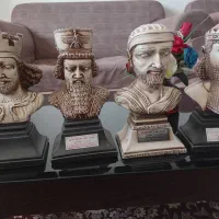 فروش 4 مجسمه