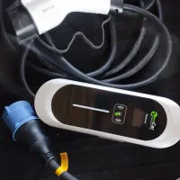 شارژر خودرو برقی|قطعات یدکی و لوازم جانبی|شیراز, عفیف‌آباد|دیوار