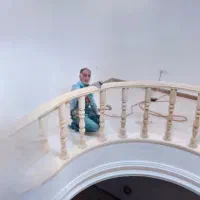 نقاشی چوب و ساختمان استاد شاهین