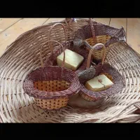 سبد برای تزیین شب یلدا عروس|صنایع دستی و سایر لوازم تزئینی|رشت, منظریه|دیوار