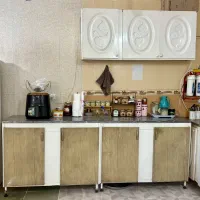 درود نو کاملا سالم. همراه هود|جاکفشی، کمد، دراور|امیدیه, |دیوار