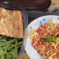 استخدام نیرو کار خانم در کافه صبحانه