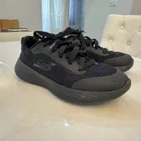 کفش اسکیچرز