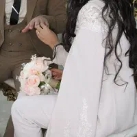 لباس عقد|لباس|الوند, |دیوار