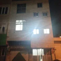 ویلایی-کلنگی-به-استثنا-یک-مغازه-تجاری-پشت-بحر