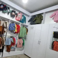 فروش گالری پوشاک (دکور و لباس )