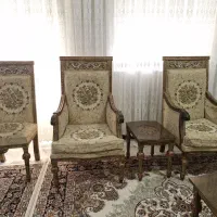 مبلمان کلاسیک ۹نفره بدون هیچ عیب و نقصی