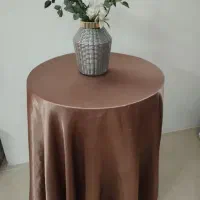 میز خاطره. میز خاطره. میز گرد با رو میزی