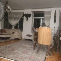 آپارتمان در میدان ساعت