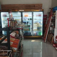 مغازه سوپر مارکت واگذار میگردد با تمامی اجناس|فروشگاه و مغازه|کاشمر, |دیوار