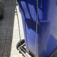 سطل زباله پلاستیکی سالم